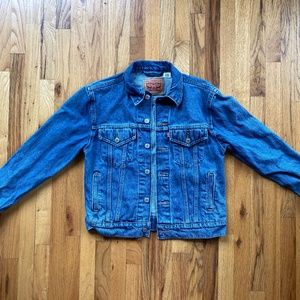 Levi’s Denim Trucker Jacket - Medium Wash